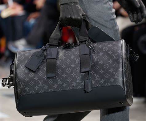 used mens louis vuitton bag